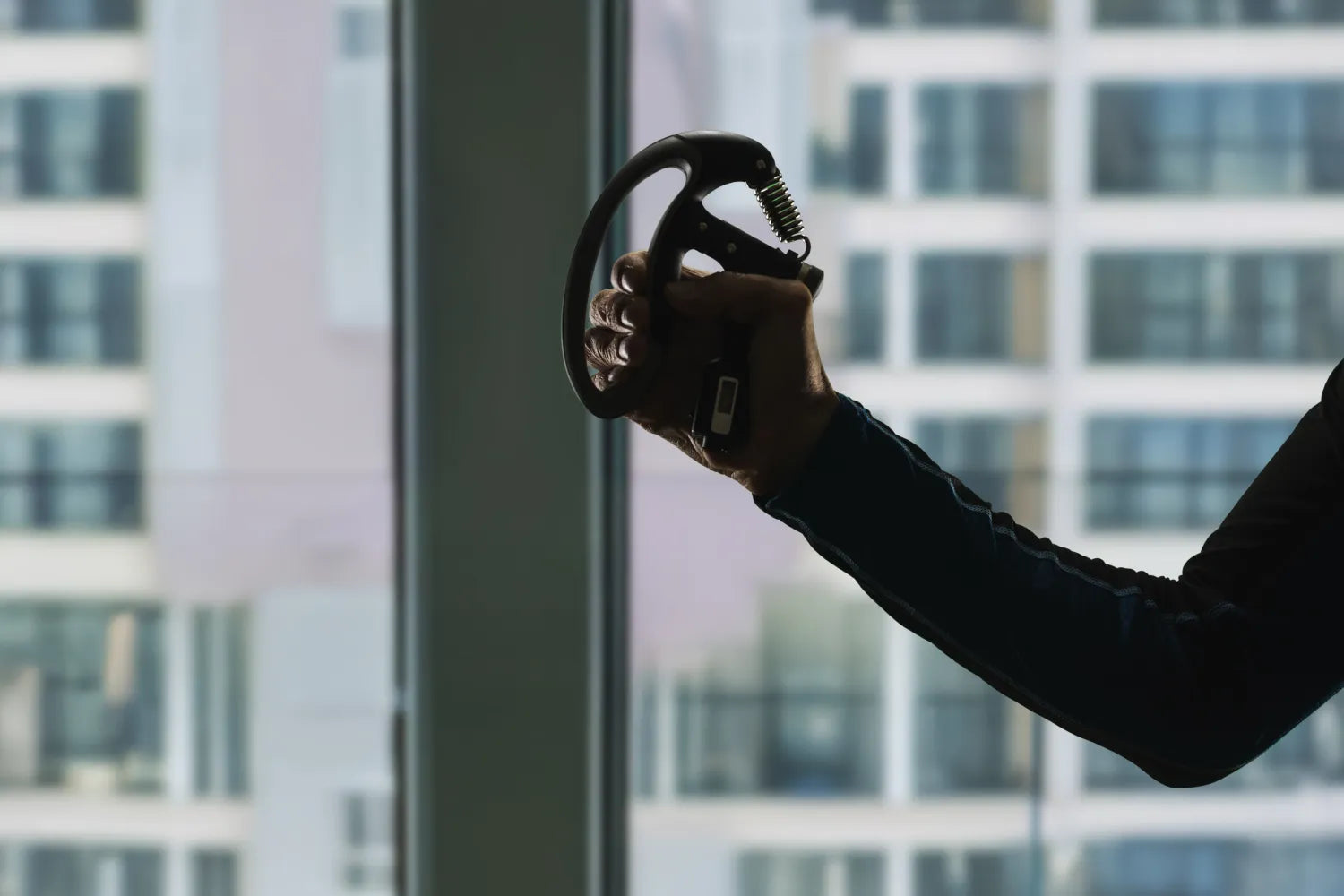 Grip Strength & Longevity: Is There Really a Connection?